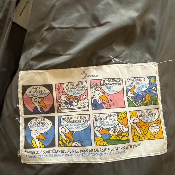 Authentic Men's Moncler Winter Jacket - Picture 5 of 6